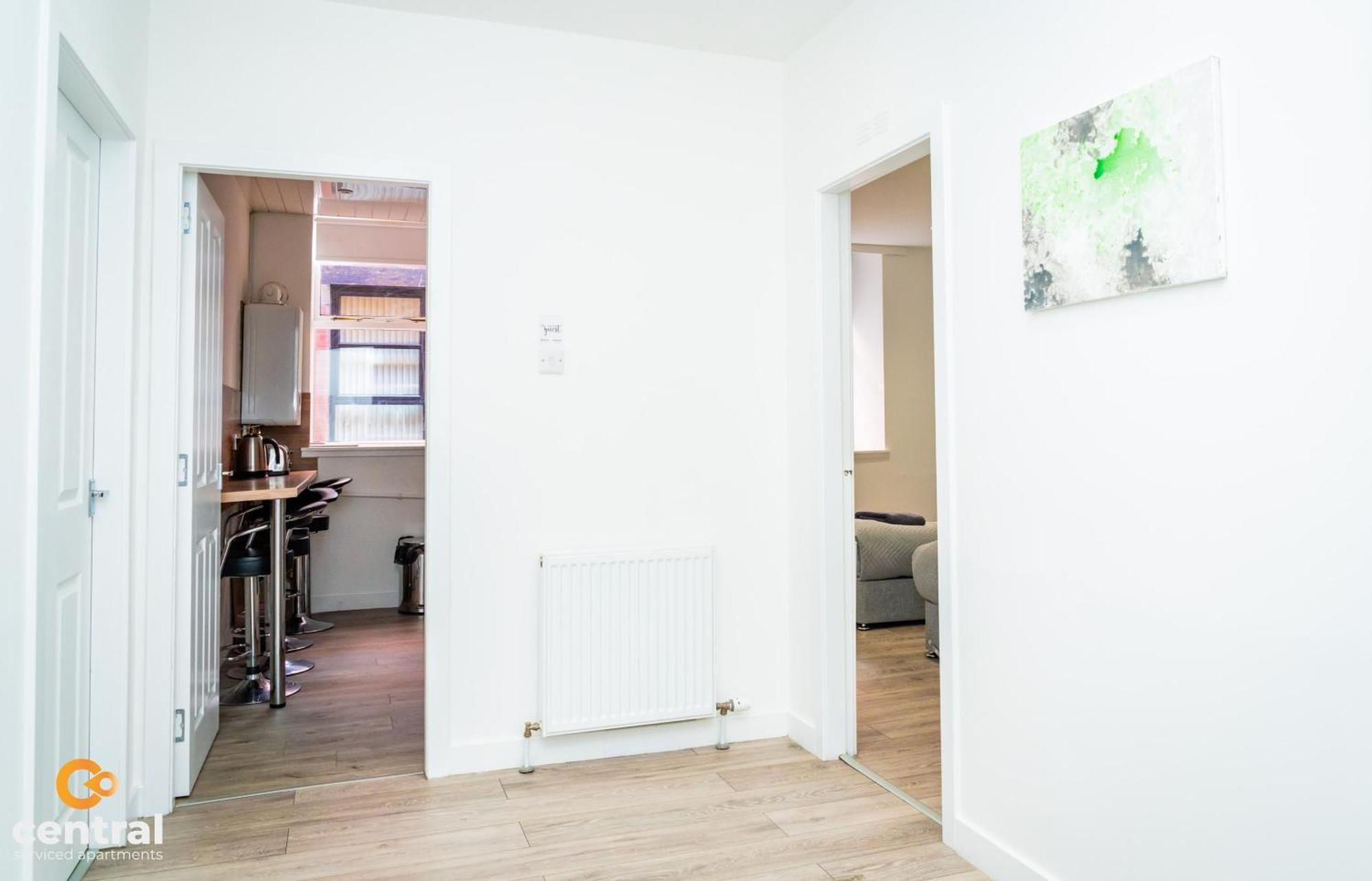 Central Serviced Apartments: Cozy 2-Bedroom Near City Centre & Transport Dundee Exterior photo